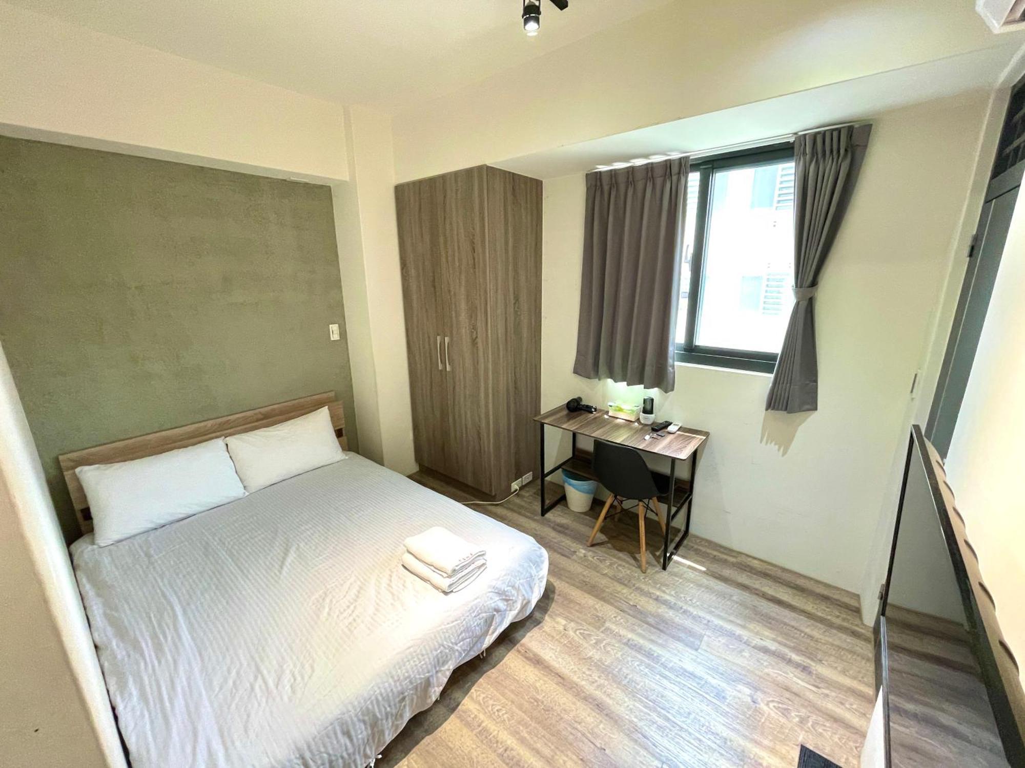 Fengchia Comma Inn Taichung Esterno foto